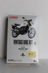 ヴィンテージバイクキット　Vol.11　＃6　ヤマハRZ250/350