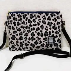 ポーチとしても🆗レオパードショルダーバッグ