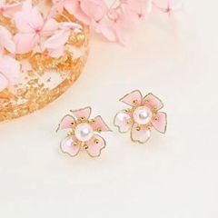 新 🌸 可愛い シンプル 桜 春  満開 お花見 イヤリング or ピアス
