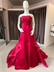 美品★値下げ中！主役級の輝き ❇︎ エレガントレッドのゴージャスドレス
