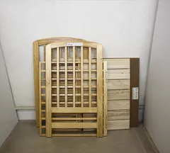 カトージ ベビーベッド ハイポジションミニベッド アーチ ナチュラル 寝台サイズ90×60 収納用板付き 新生児OK クリーニング済み D38000tのサムネイル