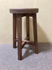 天然無垢材　手作り丸型ブラウンスツール