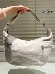 【今日特価】Lululemon Slouchy ミサンガールバッグ（Lululemon Slouchy 牛角包）-MM輸入
