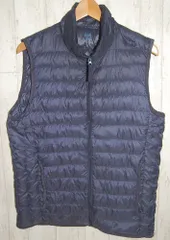 送料無料! V-09 USED ユニクロ UNIQLO　ダウンベスト NAVY系　M