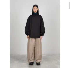 AMOMENTO VELVET SHIRRING HOODIE ダークブラウン AMOMENTO VELVET SHIRRING HOODIE ダークブラウン