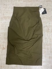 e-124【未使用品】タグ付き ニコルミラー Nicole Miller スカート タイトスカート  ファスナー付 スリットあり レディース ファッション カーキ タグ付き エレガント サイズ表記 2