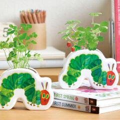 はらぺこあおむし わくわく陶器ポットガーデン 栽培セット HP-06 園芸 栽培キット ガーデニング プレゼント ギフト 贈り物 春休み 夏休み 自由研究 母の日 観葉植物 四つ葉のクローバー ワイルドストロベリー 絵本
