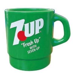 【送料無料】新品 🇺🇸 スタッキングマグ【7UP】ミルキーマグ スタッキング プラスチック マグカップ セブンアップ キッチン ダイニング デスク リビング 小物入れ