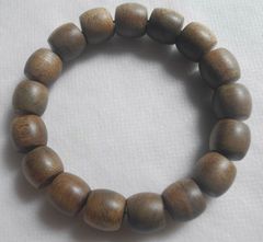 ベトナム産 高級 天然香木 沈香 数珠 ブレスレット 15g 11mm 伽羅良香 Amazon.co.jp: ベトナム産 高級品位 天然 香木 沈香 数珠