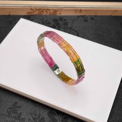 天然フローライト レトロ浮彫 ブレスレット 天然フローライト レトロ浮彫 ブレスレット - メルカリ