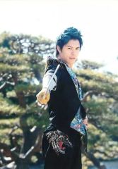 [중고]생사진(남성) BOYS AND MEN/용상/무릎 위·의상 블랙·파랑·오른쪽 방향·오른손도/영화[사무라이 록]생 사진