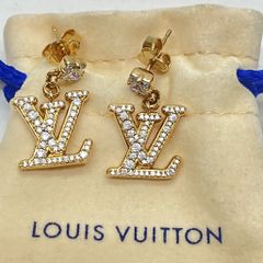 01w-4118 ルイ・ヴィトン LOUIS VUITTON   ピアス・レディLV  ゴールドメタル イニシャルロゴ 箱・保存袋あり 簡易的な消毒済 レディースアクセサリー   ピアス   M01844【中古品】