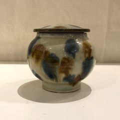 やちむん　陶藝玉城　三彩点打塩壺