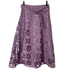 Z1511Noela ノエラ フラワーカッティングフレアスカート スエード調 パープル サイズS