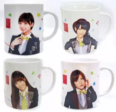 超激レア 柏木由紀 さん チェキ 写真:直筆サイン マジックインク盛り上がり。 超激レア 柏木由紀 さん チェキ 写真:直筆サイン マジックインク