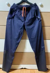 ナイキ女性 ランニング パンツ S サイズ 未使用