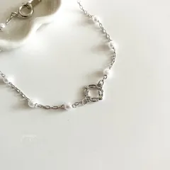 03.極小パールとシルバーチェーンの 華奢なシルバーブレスレット 大人カジュアル ハンドメイド