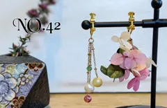 てくてく NO.42 ドライフラワーのブーケ アシンメトリーイヤリング