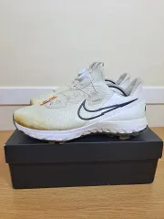 NIKE - 【美中古品】ナイキ　エア　ズーム　インフィニティ　ツアー　26.5㎝ Amazon.co.jp: NIKE ナイキ 26.5cm エア ズーム インフィニティ