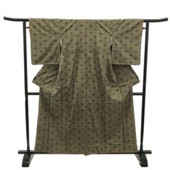 大島紬/茶泥/麻の葉紋様/未使用品/仕立上がり/適応身長155～162㎝/10792