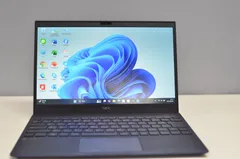 中古ノートPC NEC LAVIE PC-PM550SAL INTEL Core i5-10210U Webカメラ搭載 M.2 512GB高速SSD搭載。メモリー8GB、無線・Bluetooth搭載