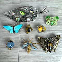 ブローチ　8点　蝶々　てんとう虫　昆虫　ブラック　ブルー　グリーン