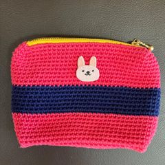 ファスナー付きポーチ　小物入れ　ハンドメイド　編み物