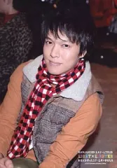 【中古】生写真(ジャニーズ) 関ジャニ∞/丸山隆平/上半身・インナー黒茶色・シャツオレンジ・マフラーチェック赤・座り/KANJANI∞ 五大ドームTOUR EIGHT×EIGHTER おもんなかったらドームすいません/公式生写真