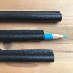 【短くなった鉛筆に】レザーで短ぴつホルダーのサムネイル