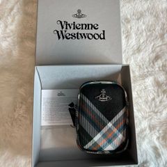 【24時間以内発送】美品✨　ヴィヴィアンウェストウッド　Vivienne Westwood　ポーチ　ヴィーガンレザー