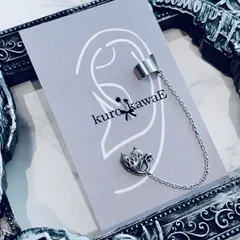 【イヤリング変更可】デビルハートのチェーンピアス / グランジ ダーク ホラー y2k ゴシック 地雷系 チェーン 病みかわいい メンヘラ 十字架 クロス ブランド 個性的 かっこいい ハロウィーン ゴスロリ パンク kuro-kawae