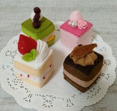再販☆フェルト de ４種のプチケーキ