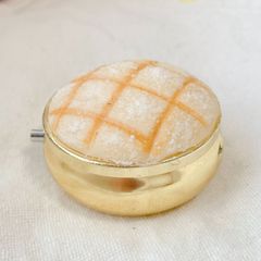 メロンパン　ピルケース　サプリメントケース