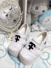 ゆめかわ　白　ホワイト　パンプス　厚底シューズ　天使の羽　プラットフォームシューズ　サブカル　靴　シューズ　渋谷　原宿　ファッショ