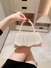 バッグ レディース ドレスバッグ 豪華でエレガントなサテンのクラッチバッグ、結婚式、カクテルパーティー、ダンスパーティー、フォーマルな場などに最適、模造パールの取っ手付き