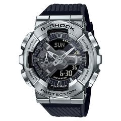 国内正規品】新品 G-SHOCK GM-110-1AJF 保証書・箱付き - メルカリ