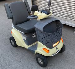 近県配送可】SUZUKI スズキ セニアカー 電動車椅子 ET4D - メルカリ