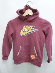 ◇ ⊇ NIKE ナイキ 裏起毛 キッズ 子供服 長袖 プルオーバー パーカー サイズ116-122cm バーガンディ系 女の子 男の子 P  【1407100017867】