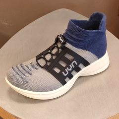 【訳あり】【3E幅 伸びるニット素材】 UYN エックスクロス チューン（レディース）定価：17,600円