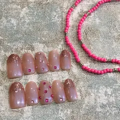 格安！【春フェア】ハンドメイド2点セット　ネイルチップ　ビーズ　ネックレス　ピンク　マスクチェーン