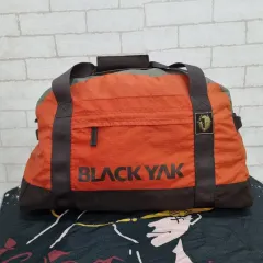 【雷市場（ポンジャン）商品韓国直送】BLACKYAK(ブラックヤク) ダッフルバッグ クロスバッグ