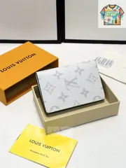 今日特価！COIN グレーのカードケース 全国送料無料（一部除く）