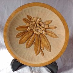 リンドウ 木彫り アライ工芸 農民美術