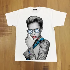★新品未使用★ Miley Cyrus マイリーサイラス オフィシャル Tシャツ 新品 送料込 マイリー・サイラス Miley Cyrus Tシャツ M - メルカリ