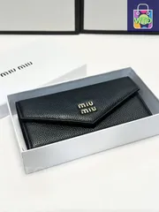 【今日特価】miumiu ミュミュ 国内送料無料！お得な価格で在庫あり！
