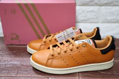 新品 adidas アディダス STAN SMITH スタンスミス　ディズニー　ライオン・キング スカー　HP5593