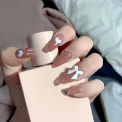 【特価】24枚セット ネイルチップ 12別サイズ 中位の長さ 落ち着いたブラウンのツイードに、蝶び 流行りのホワイトを取り入れた上品なデザインです