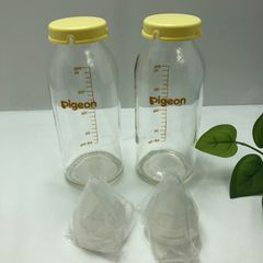 未使用品　 哺乳瓶 ピジョン ２本セット ピジョン ガラス哺乳瓶　200ml