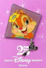 ディズニー ピンバッジ チップ デール クラリス - メルカリ