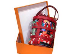 【極美品】HERMES エルメス ミュザルディーヌ ヴォーエプソン×シルク ルージュカザック シルバー金具 X刻印 ハンドバッグ ショルダーバッグ レディース 女性用 レッド 赤 ブランド 本革 レザー カーフ プレゼント ギフト 希少 レア バック